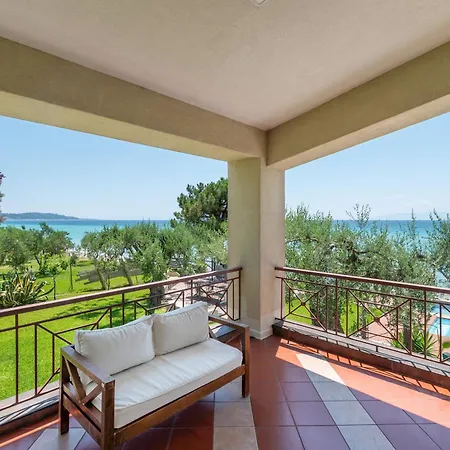 Villa Lancaster Mansion Aquarium By Pro - Fourka Halkidiki
